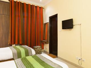 Hotel Express66 Nuova Delhi Esterno foto